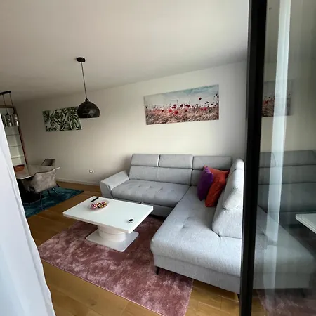 Riverwalk 803 Apartman